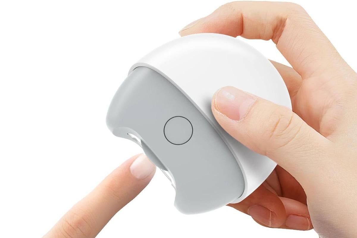 Electric Automatic Nail Clipper With Light And Nail Scraps Storage For Adult - White V1263-JX-6598-2