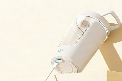 Electric Shaker Bottle USB Rechargeable Protein Mixer Cup Auto Blending Mug - White V1263-JX-6664-2