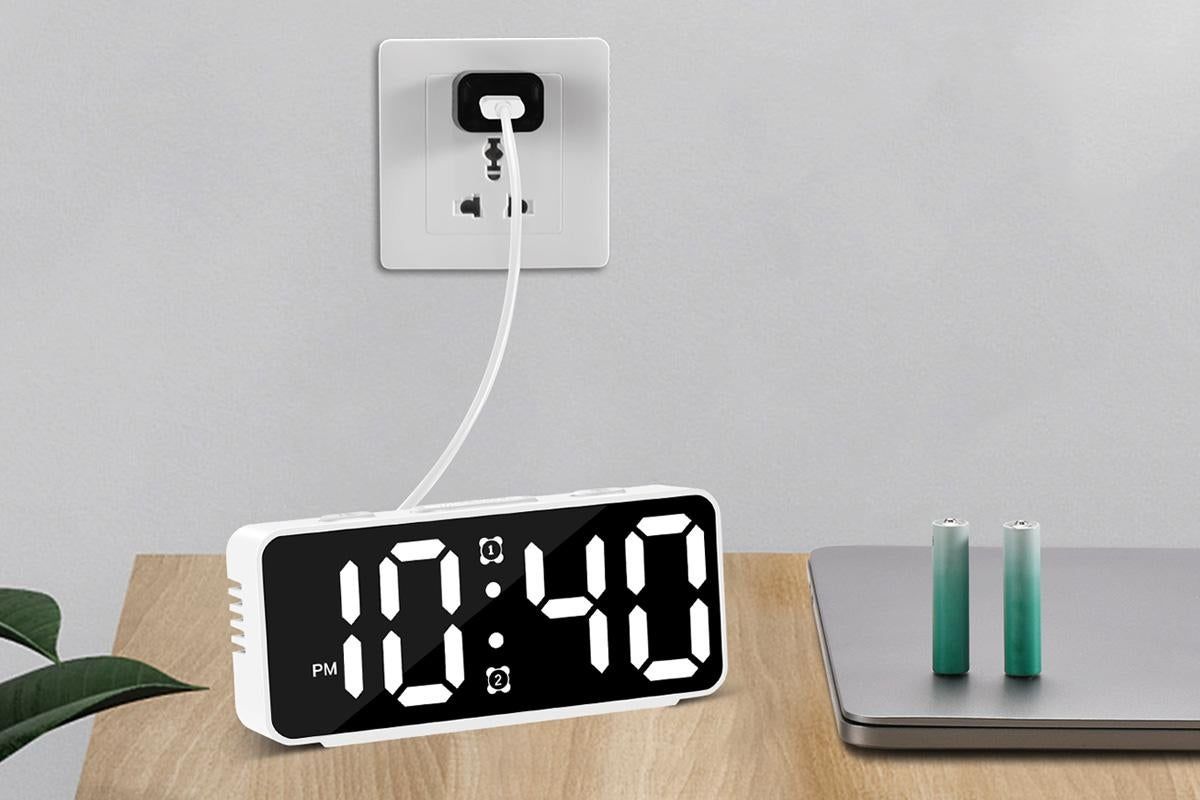 Small Digital Alarm Clock with 5 Dimmers and 5 Alarm Volumes for Bedrooms - White V1263-JX-6724-1