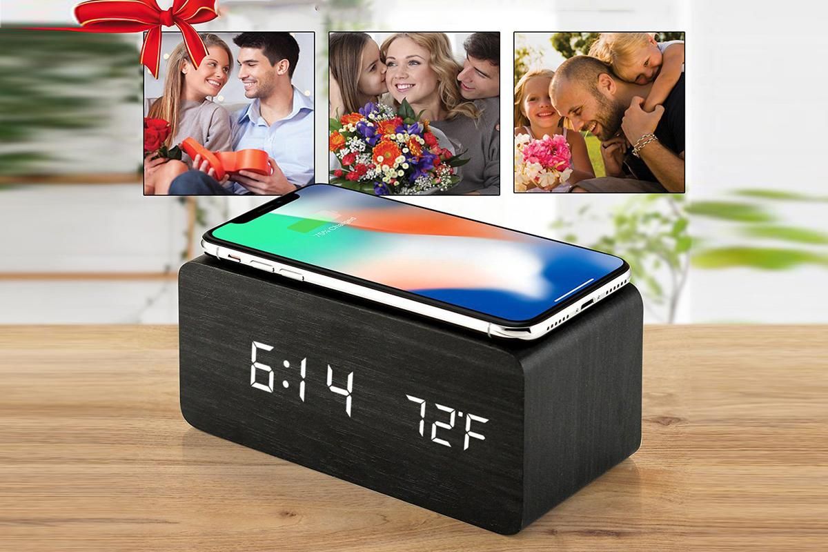 Digital Alarm Clock Wooden Table Desk Bedside LED Clock with Wireless Charger -Black V1263-JX-6732-2