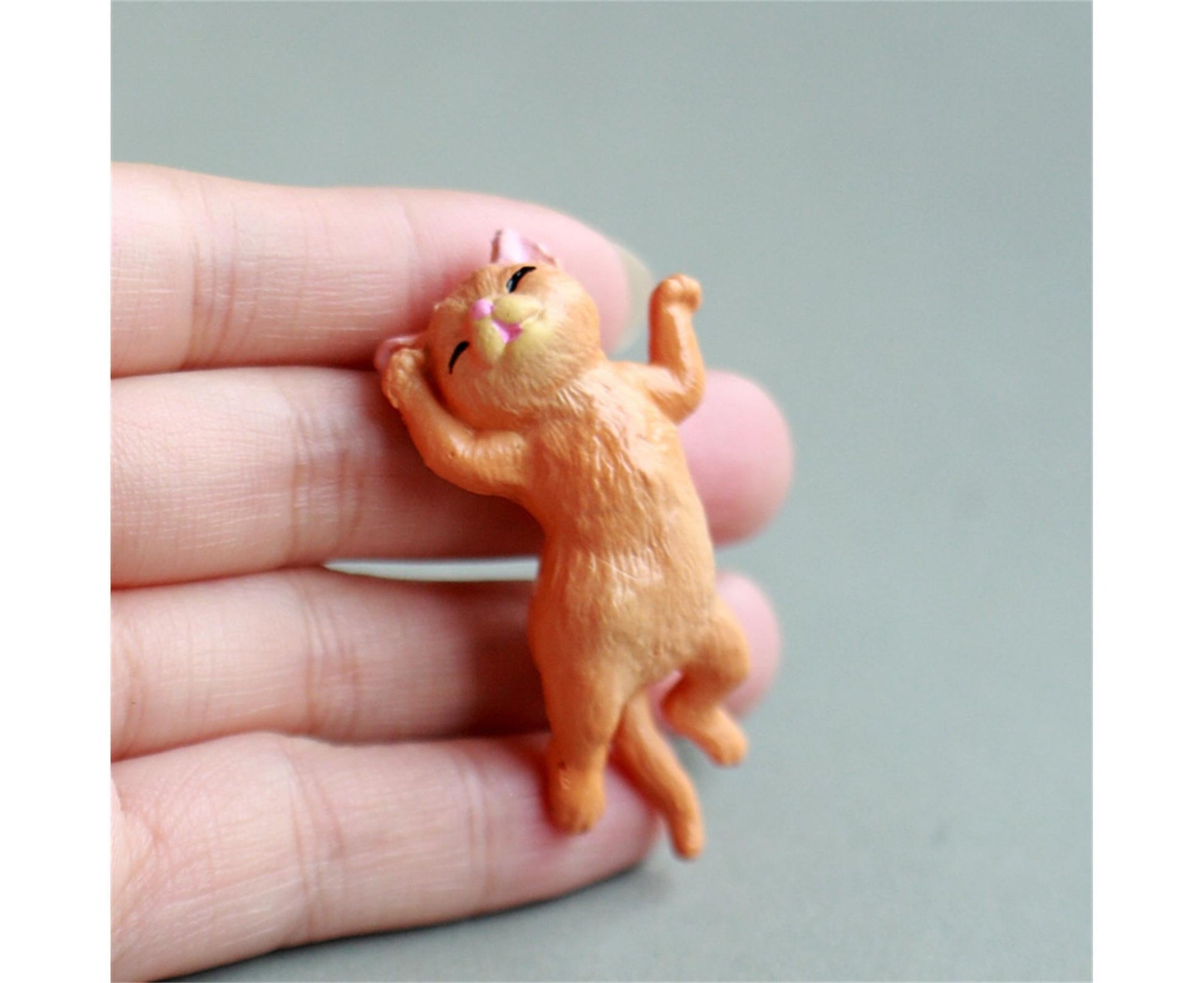 10Pcs Cat Figurine Personalized No Odor Plastic Car Center Console Cat Statue for Desktop-Multicolor V1263-JX-716
