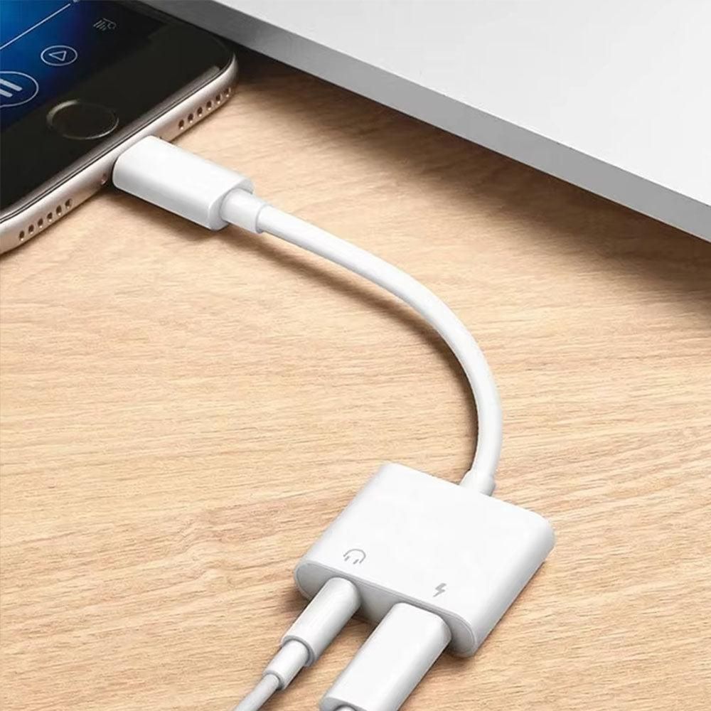 2-in-1 Lightning to 3.5mm Headphone Jack and Charger Adapter - For Apple Devices V1263-JX-7252