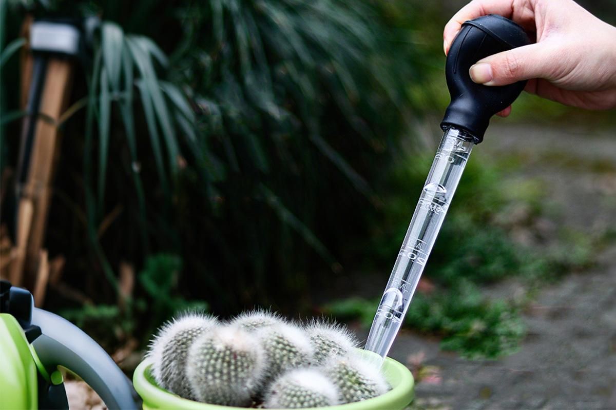 2Pcs Flower Pot Tray Water Remover Suction Drainer Tool Clear Scale Rubber Bulb V1263-JX-7441