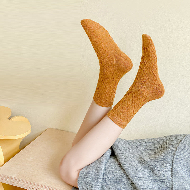 4-pair pack of mixed color socks, women's fall/winter socks, comfortable, soft and warm house socks. V1265-BY-170