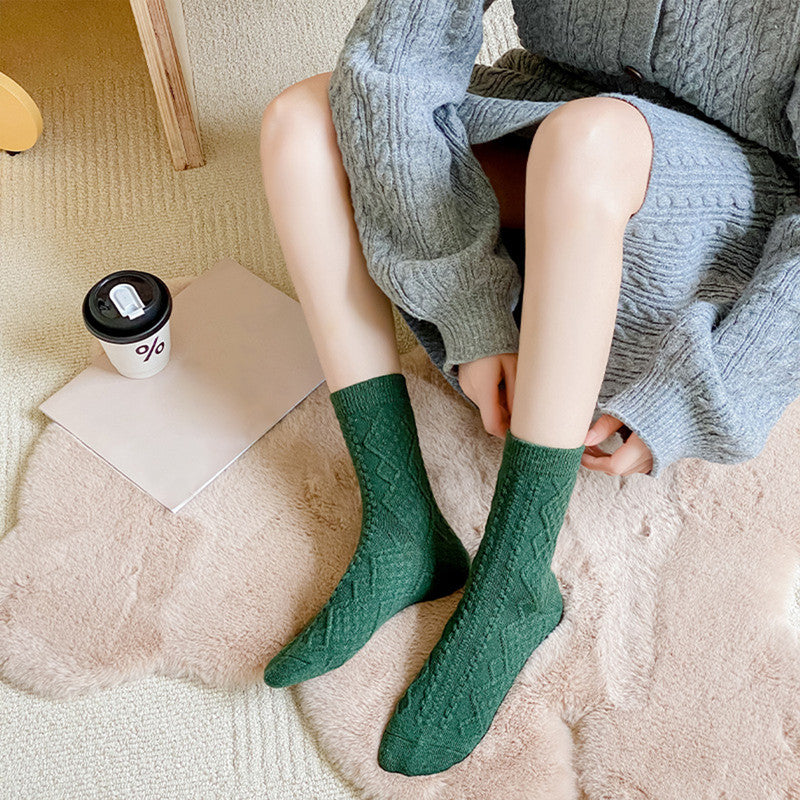 4-pair pack of mixed color socks, women's fall/winter socks, comfortable, soft and warm house socks. V1265-BY-170
