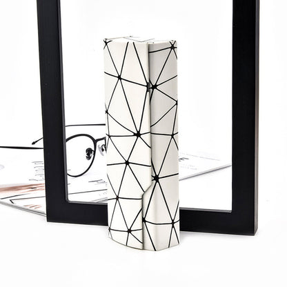 Premium Eyeglass Case - Retro Japanese Style - Sunglass Storage - Fashionable Geometric Pattern - Stylish V1265-PH027-BAI