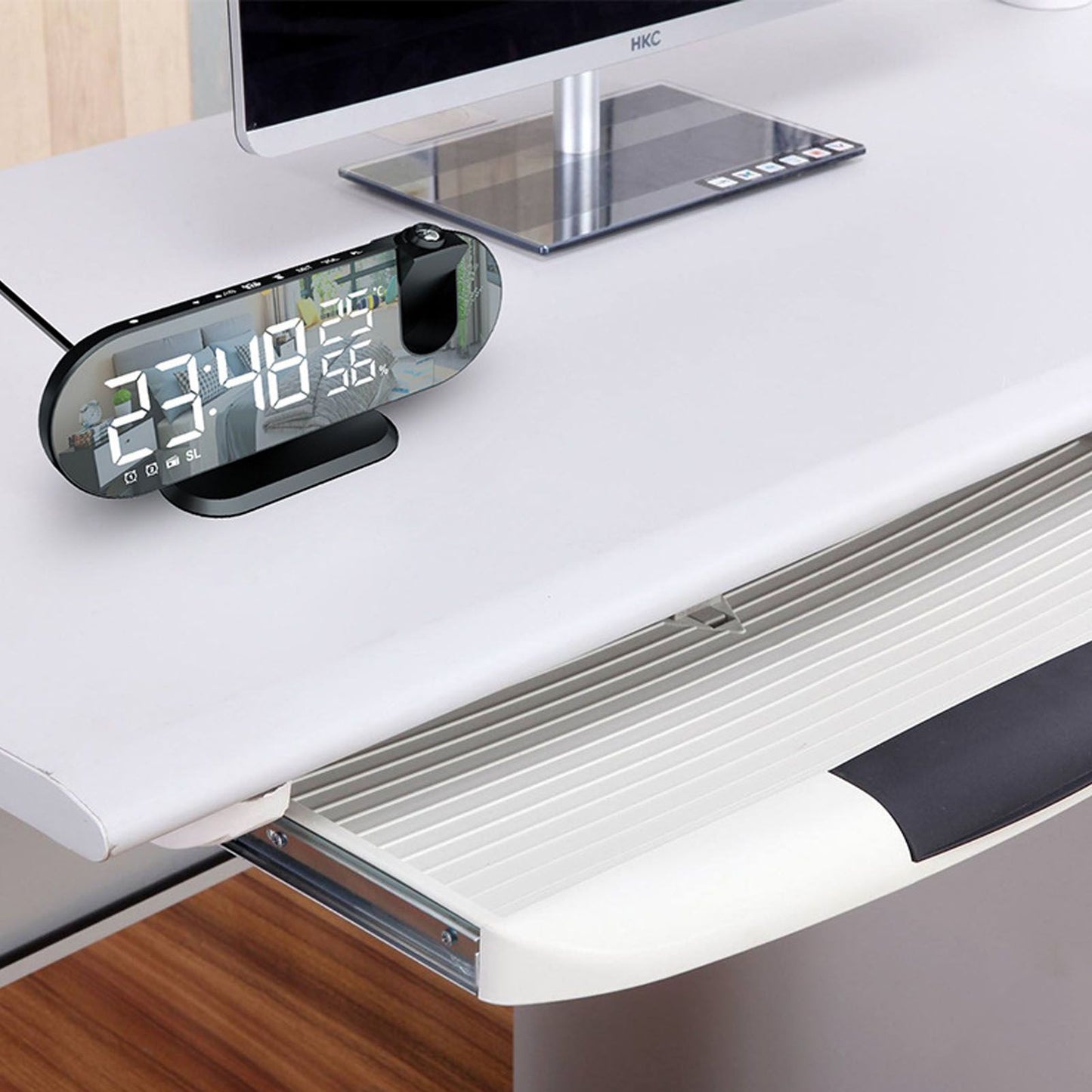 Projection Alarm Clock USB Powered Mirror Display Design High Brightness LED Light Source Ceiling Digital V1294-YM0512-3115220139011