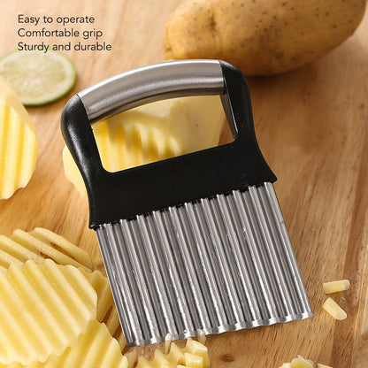 Crinkle Cutter Rustproof Stainless Steel Wavy Potato Crinkle Cutter with Comfortable Grip for Kitchen V1294-YM0512-3118220289311