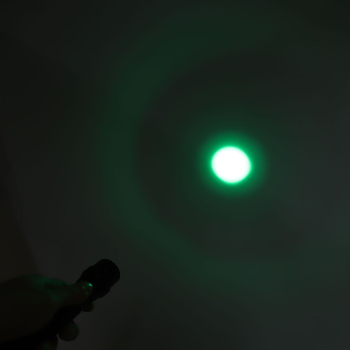 Green Light LED Flashlight Zoomable Portable Single Mode Green Hunting Light Flashlight for Observation V1294-YM0512-3119220166211