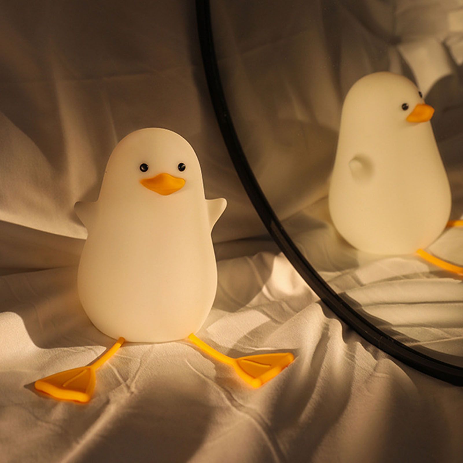 LED Night Light Cute Exquisite Touch Control USB Charging Night Light with Mobile Phone Holder Duck Night Lamp V1294-YM0512-3119220170211
