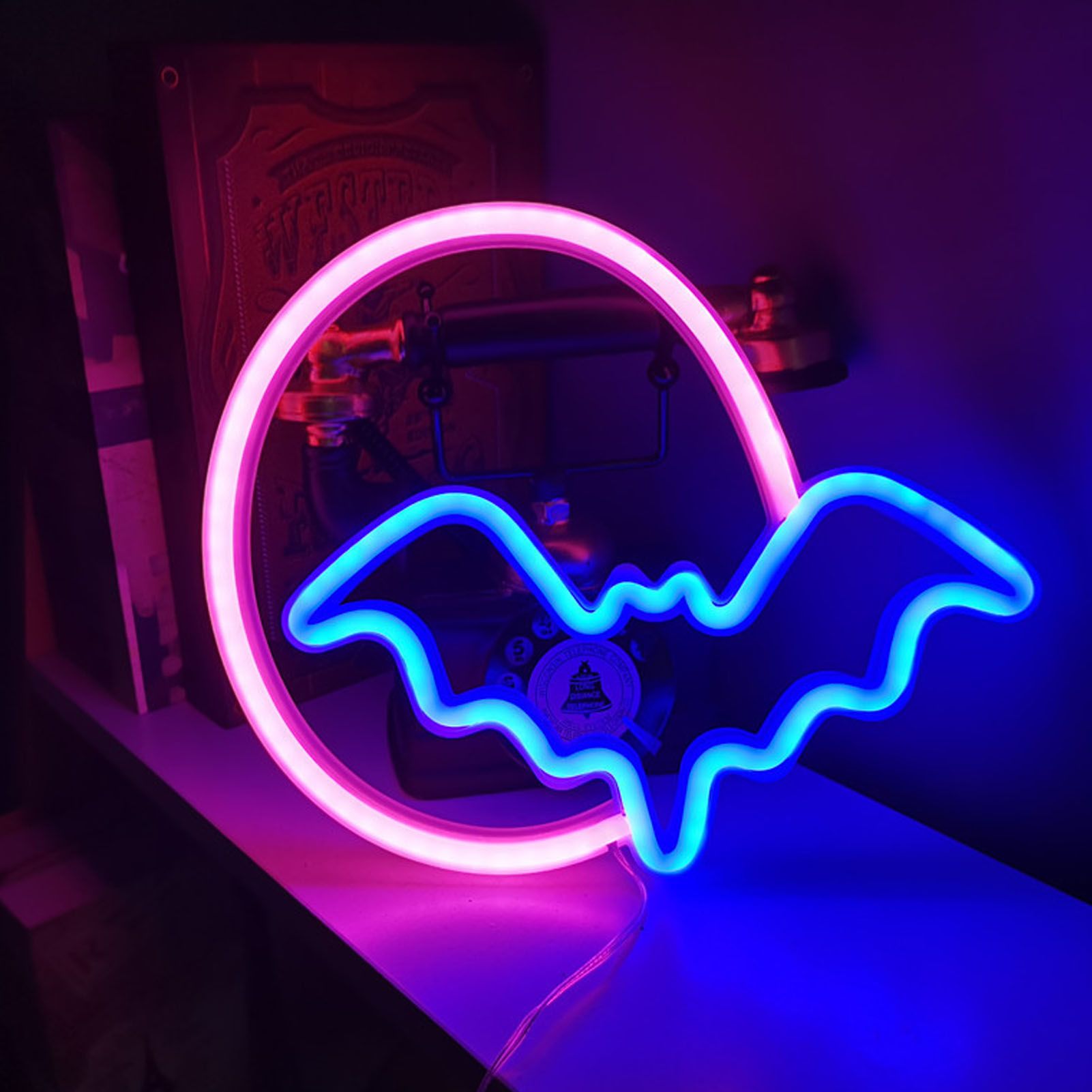 Neon Signs Moon and Bat LED Neon Lights USB Battery Powered for Wall Bedroom Bar Halloween Party Decoration V1294-YM0512-3119220172711
