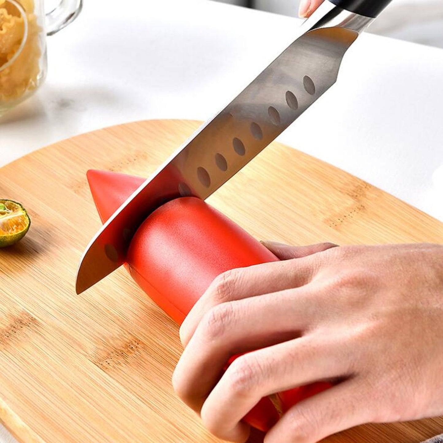 Knife Sharpener Creative Ceramic Handheld Manual Knife Sharpener for Kitchen Knives Scissor Red V1294-YM0521-3118230047111