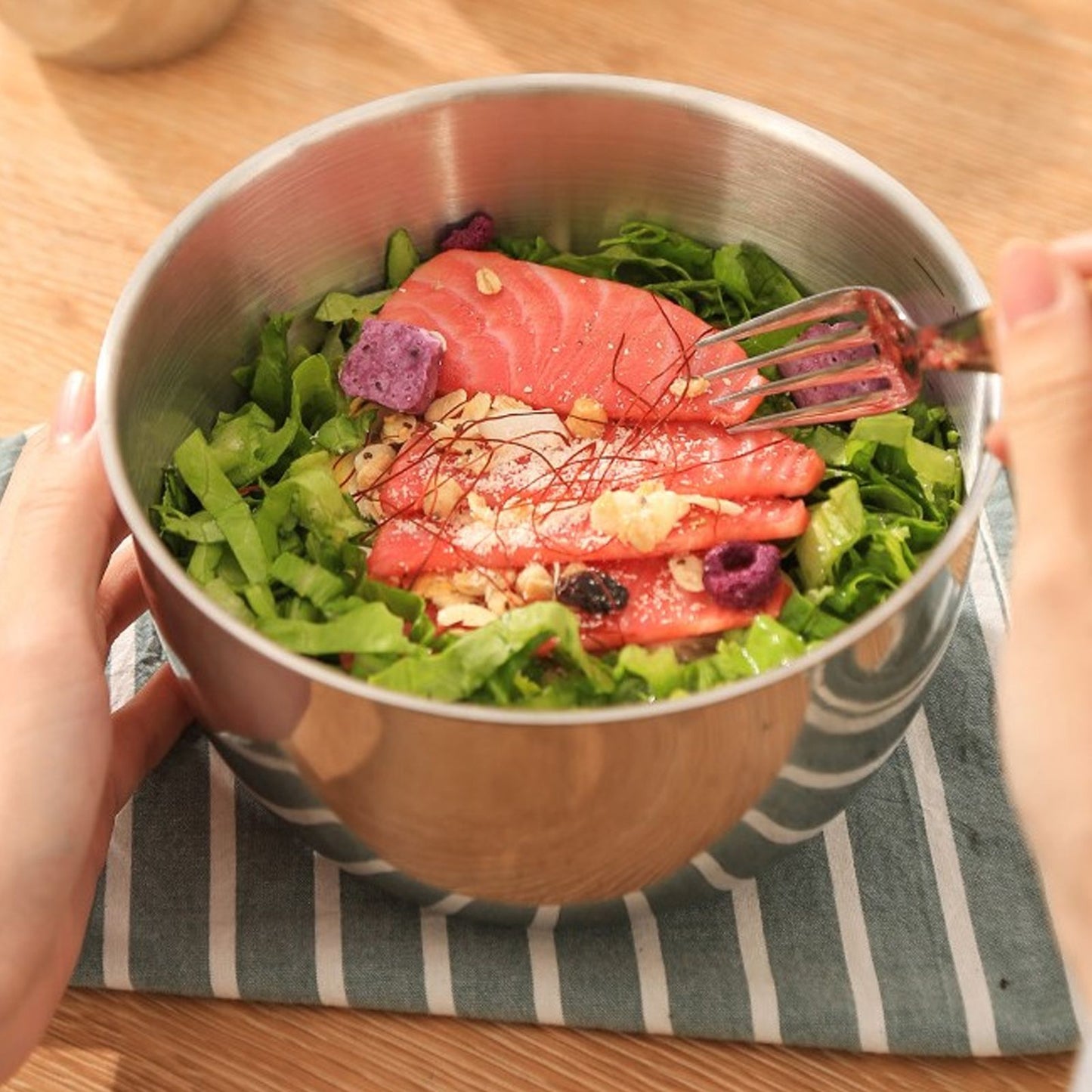 Mixing Bowl Refrigerator Dishwasher Safe Thick 304 Stainless Steel Serving Bowl with Scale for Salad Fruit V1294-YM0521-3118230056911