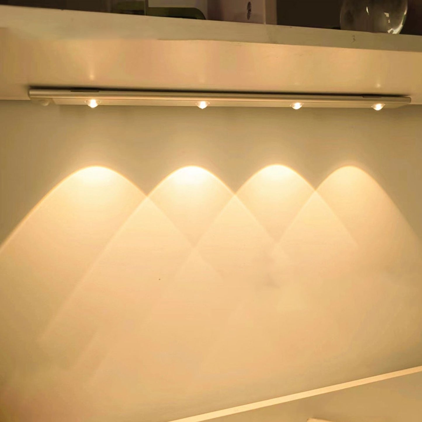LED Closet Light Ultra Thin Intelligent Rechargeable Wireless LED Motion Sensor Light for Cabinet 40cm / V1294-YM0521-3119230007614