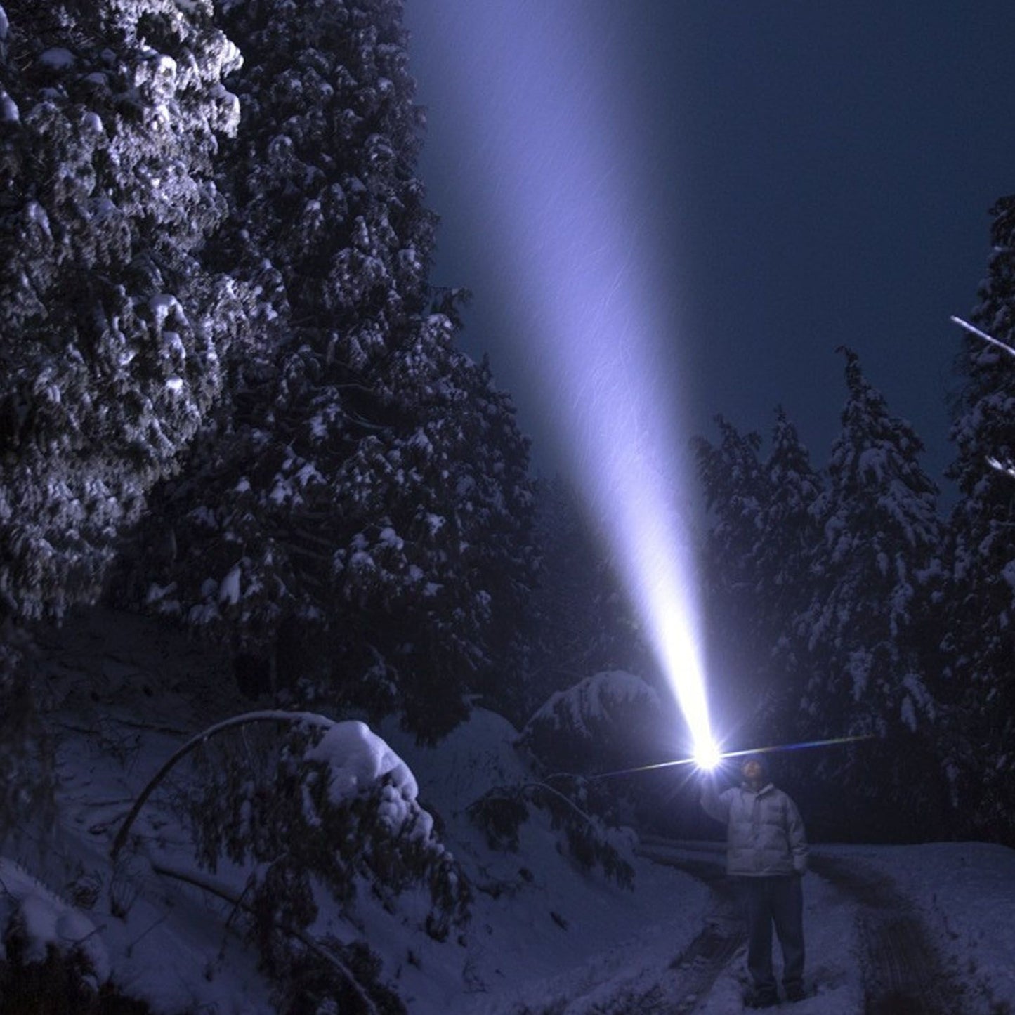LED Flashlight 10000 Luminous Flux 5 Modes USB Type C Charge Waterproof Camping Flashlight for Hiking Travel V1294-YM0521-3119230057711