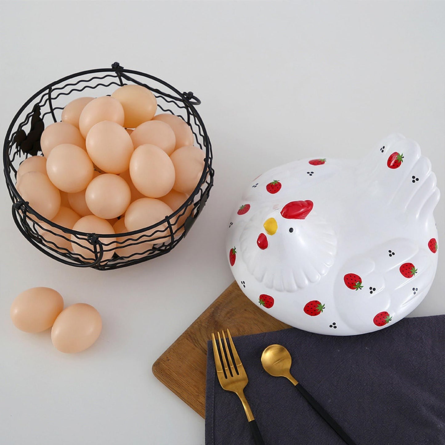 Strawberry Storage Basket Wrought Iron Basket Ceramic Egg Basket Living Room Fruit Storage Basket Kitchen V1294-YM0523-220113YA01-1