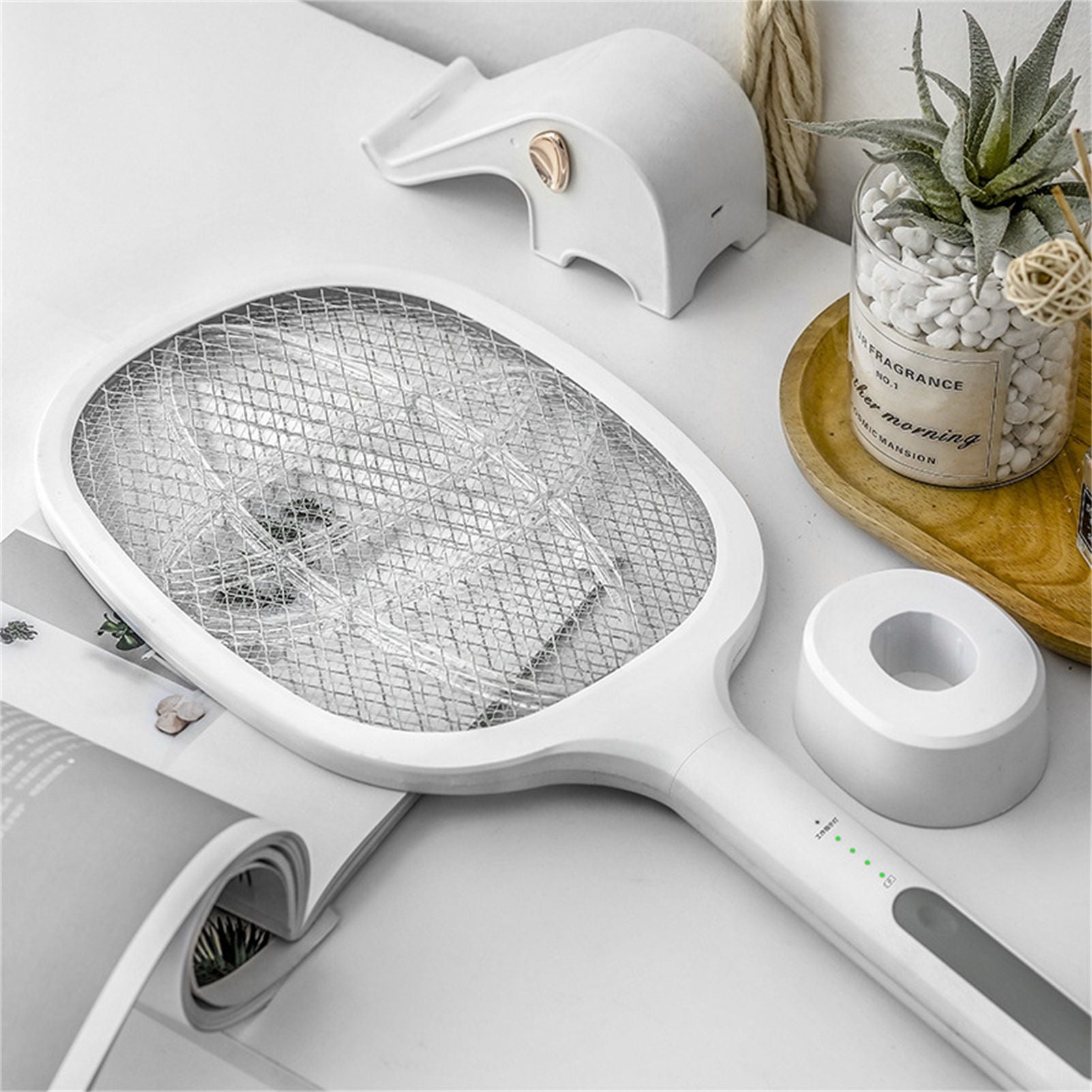 Electric Mosquito Swatter 5V 1A Rechargeable Efficient 2 in 1 Electric Mosquito Bat with LED Light for Home V1294-YM0523-3113220058611