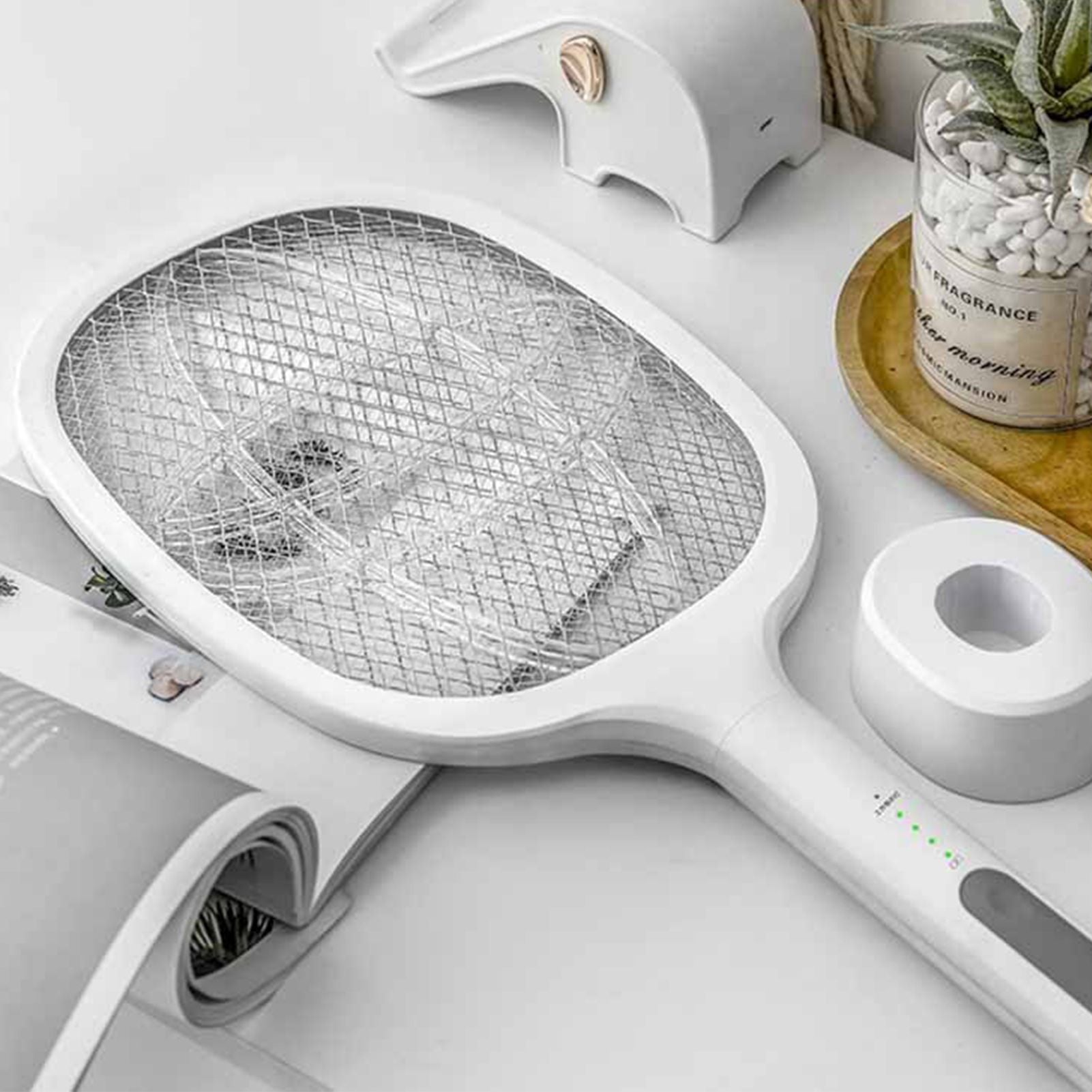 Electric Mosquito Swatter 5V 1A Rechargeable Efficient 2 in 1 Electric Mosquito Bat with LED Light for Home V1294-YM0523-3113220058611