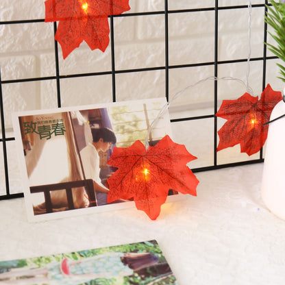 Maple Leaves String Lights 4m/13.12ft 40LEDs Twinkle Hanging Lighting Decorations for Christmas Halloween V1294-YM0523-3115220014311