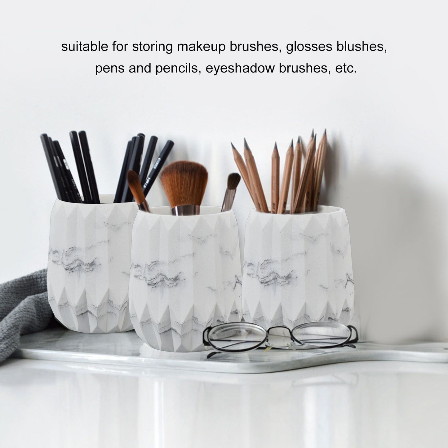 Makeup Brush Holder Durable Glossy Resin Large Capacity Modern Design Marble Vein Makeup Brush Organizer V1294-YM0523-3117220048711