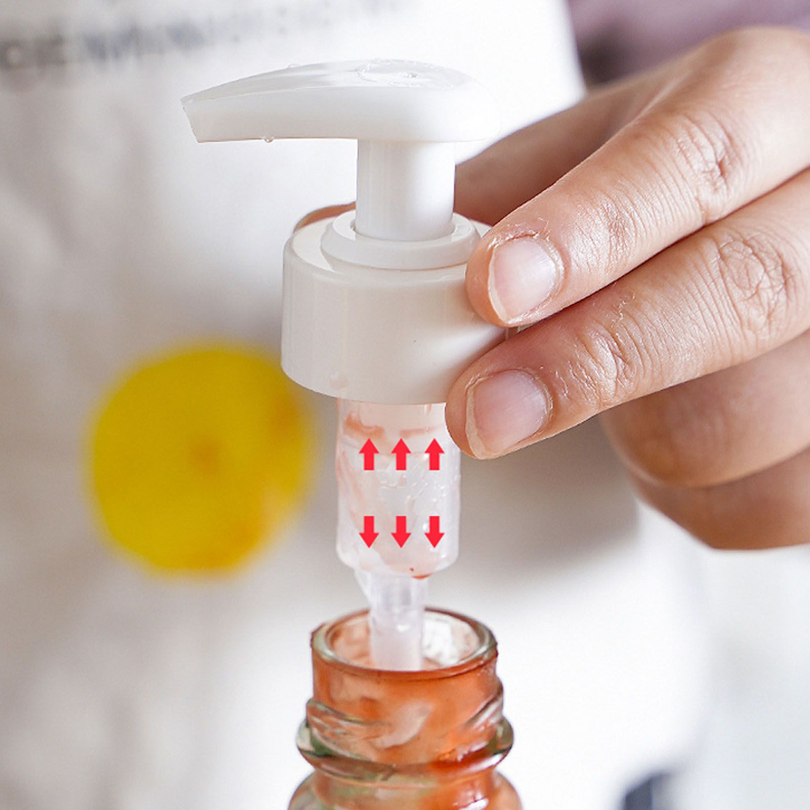 Gallon Pump Dispenser Condiment Bottle Pump Dispenser Plastic Kitchen Supplies for HouseholdWhite Caliber V1294-YM0523-3118220018811