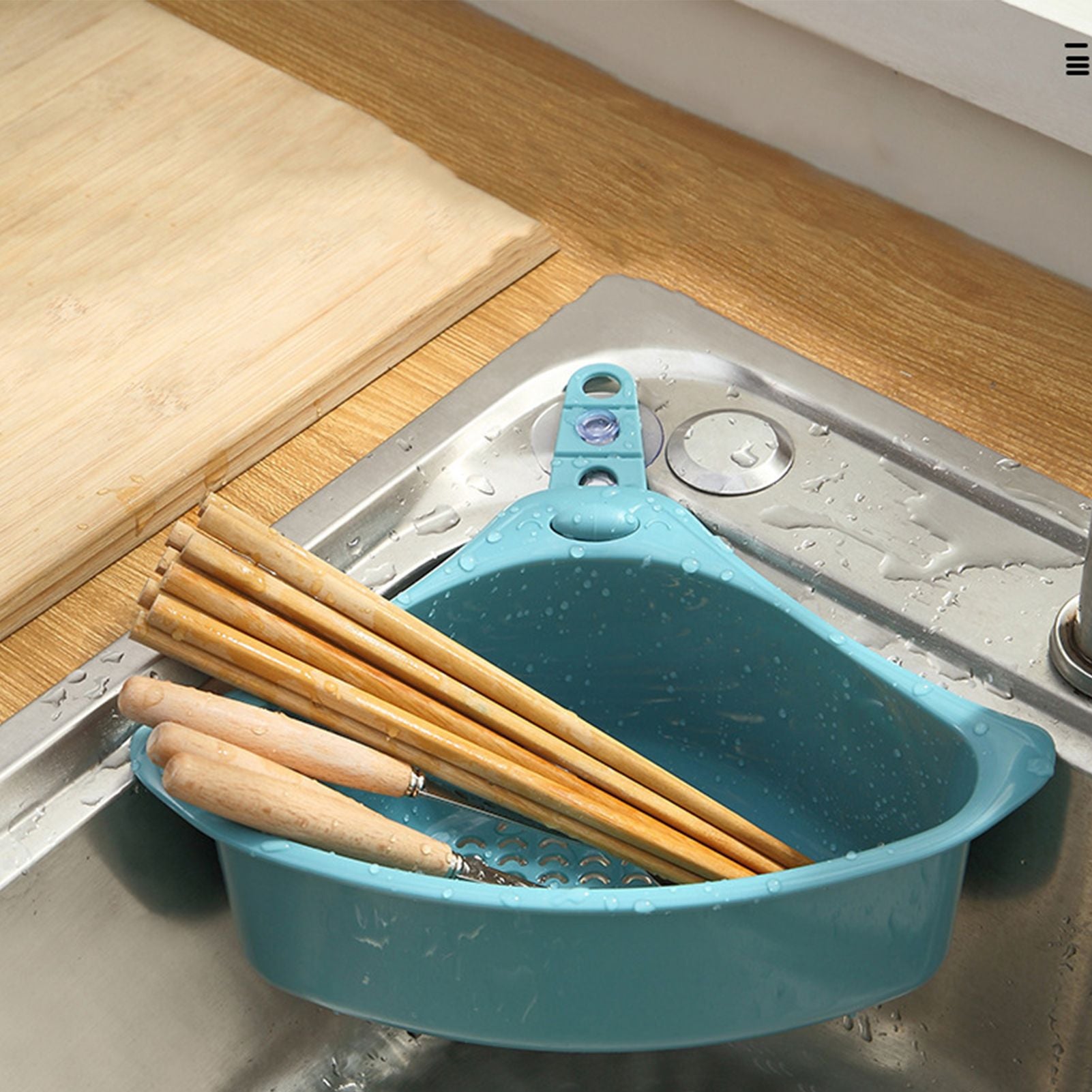 Kitchen Triangular Drain Basket Stable Easy Draining Corner Sink Strainer Basket for KitchenBlue V1294-YM0523-3118220030612