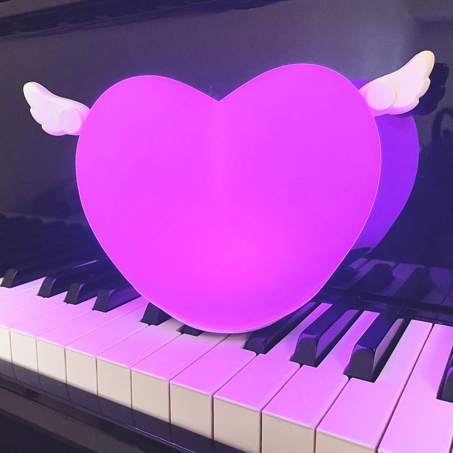 Heart Night Light Exquisite Appearance Rechargeable Battery Colorful Lights Mood Lighting V1294-YM0523-3119210273611