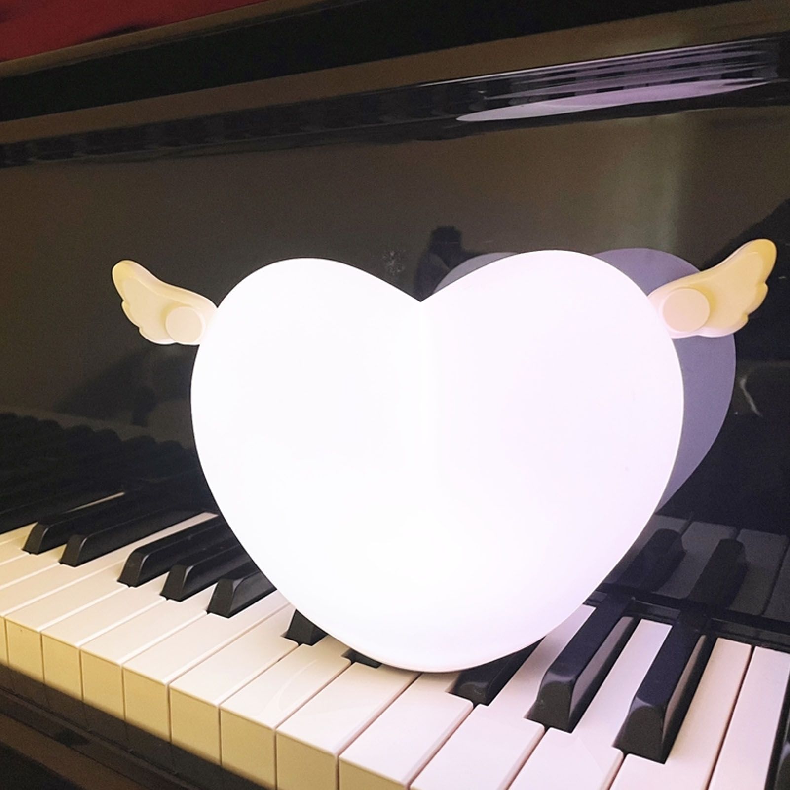 Heart Night Light Exquisite Appearance Rechargeable Battery Colorful Lights Mood Lighting V1294-YM0523-3119210273611