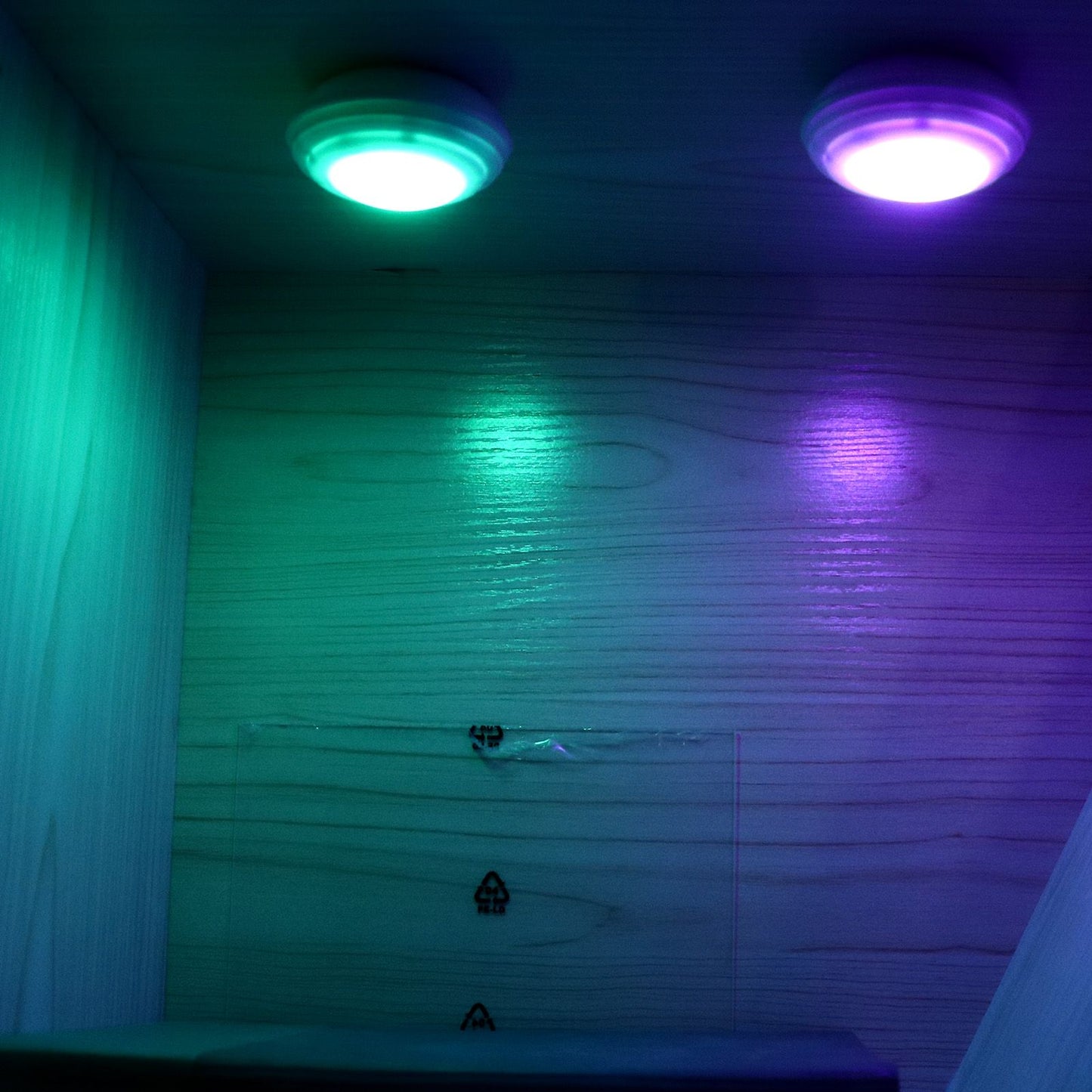 4Pcs LED Puck Light RGBW 13 Colors Modes Remote Control Punch Free Installation Energy Saving Wireless Led V1294-YM0523-3119220010011