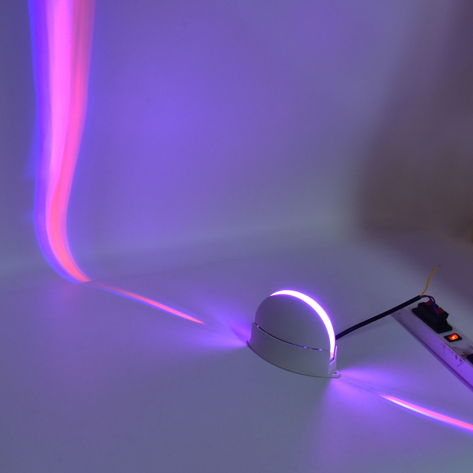 RGB Remote Control Wall Light Fashionable 24 Key High Brightness Semicircle RGB RC Wall Light for Corridor V1294-YM0523-3119220040111