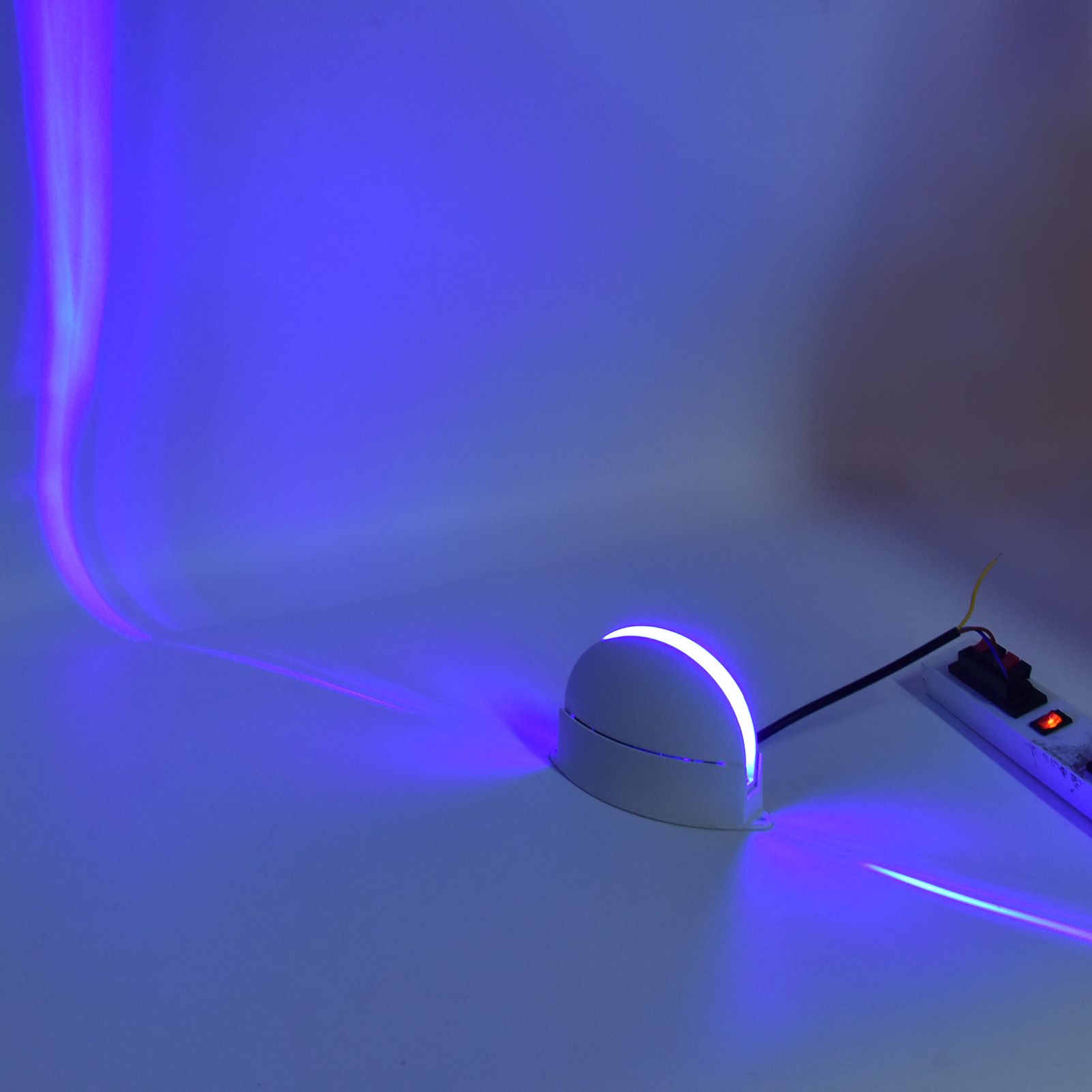 RGB Remote Control Wall Light Fashionable 24 Key High Brightness Semicircle RGB RC Wall Light for Corridor V1294-YM0523-3119220040111