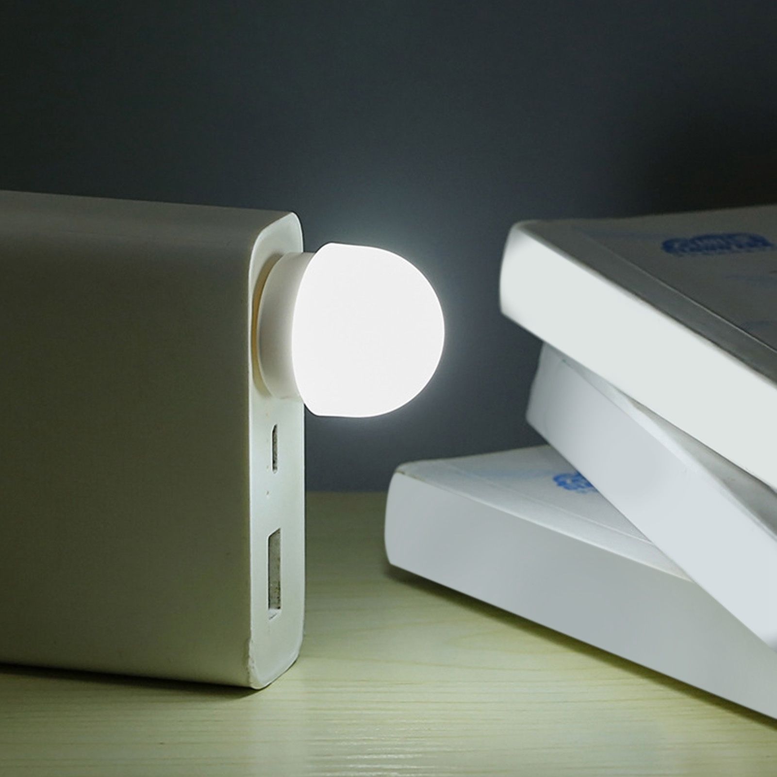 5pcs USB Night Lights Plug In Energy Saving Eye Protection Mini LED Bulb for Bedroom Bathroom Nursery Hallway V1294-YM0523-3119220041911