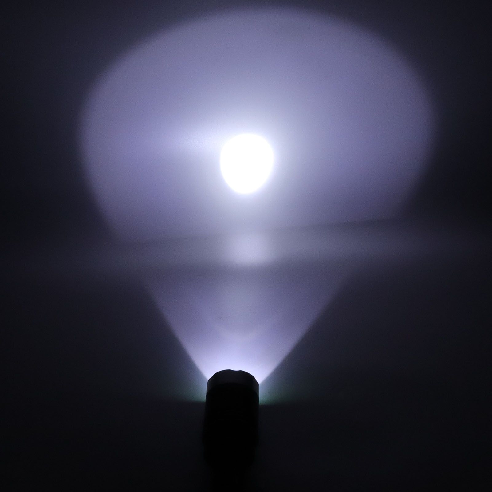 Camping Flashlight 5000LM Lengthened IPX5 Waterproof Anodized Black T6 Lamp Beads White Light Outdoor V1294-YM0523-3119220048911