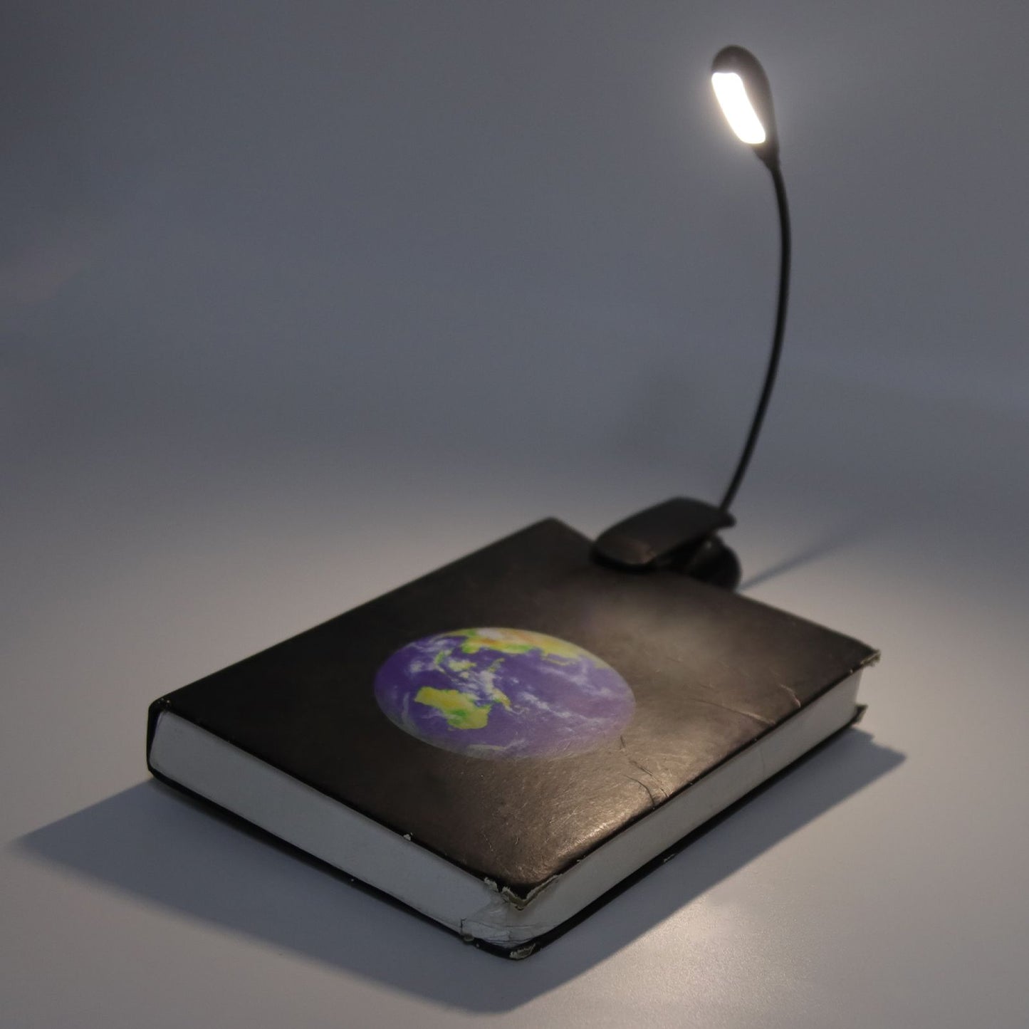 Clip On Light Black 9 Level 7 Lamps Foldable Flexible Gooseneck USB Rechargeable LED Clip Table Reading Lamp V1294-YM0523-3119220053111