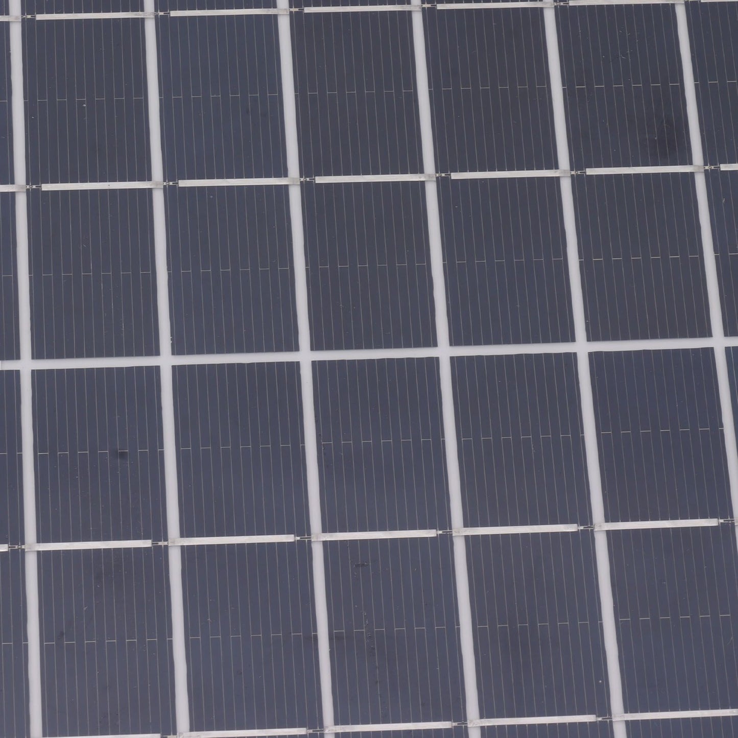 Solar Panel 15W 18V High Efficiency Polycrystalline Solar Panel Kit with Clip for Car RV Marine Charging