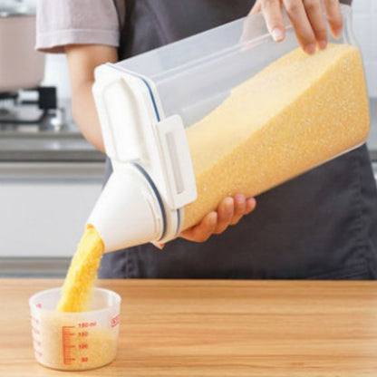 Rice Container Portable Compact 2kg Capacity Box Design Food Grade PP Plastic Airtight Food Storage Container V1294-YM3118220241711-0421