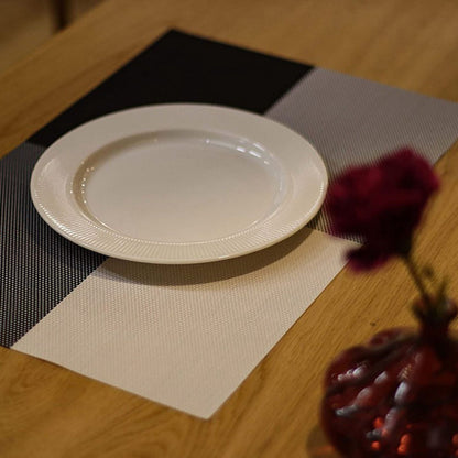 8pcs Placemats Easy Cleaning PVC Material Waterproof Black White Plaid Pattern Dining Placemats for Hotel V1294-YM3118220253211-0421