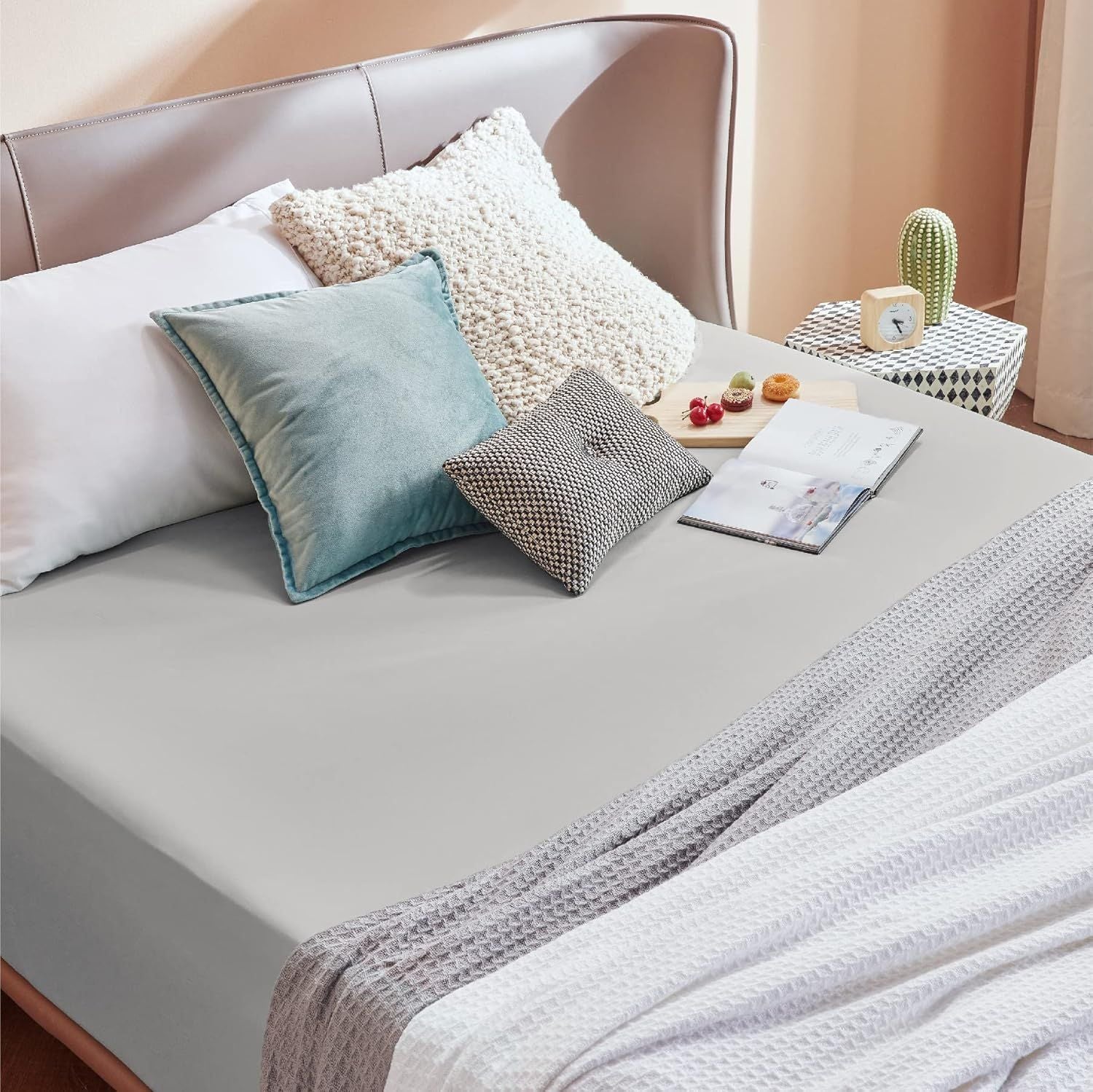 2000TC Hotel Quality Fitted Sheets - 2 Piece Fitted Sheets  -Breathable Bedding - Wrinkle, Fade, Stain Resistant- 16inch/40cm Deep Pocket Fitted Bed Sheets-Wrinkle and Fade Resistant,(Silver-gray,King Single)