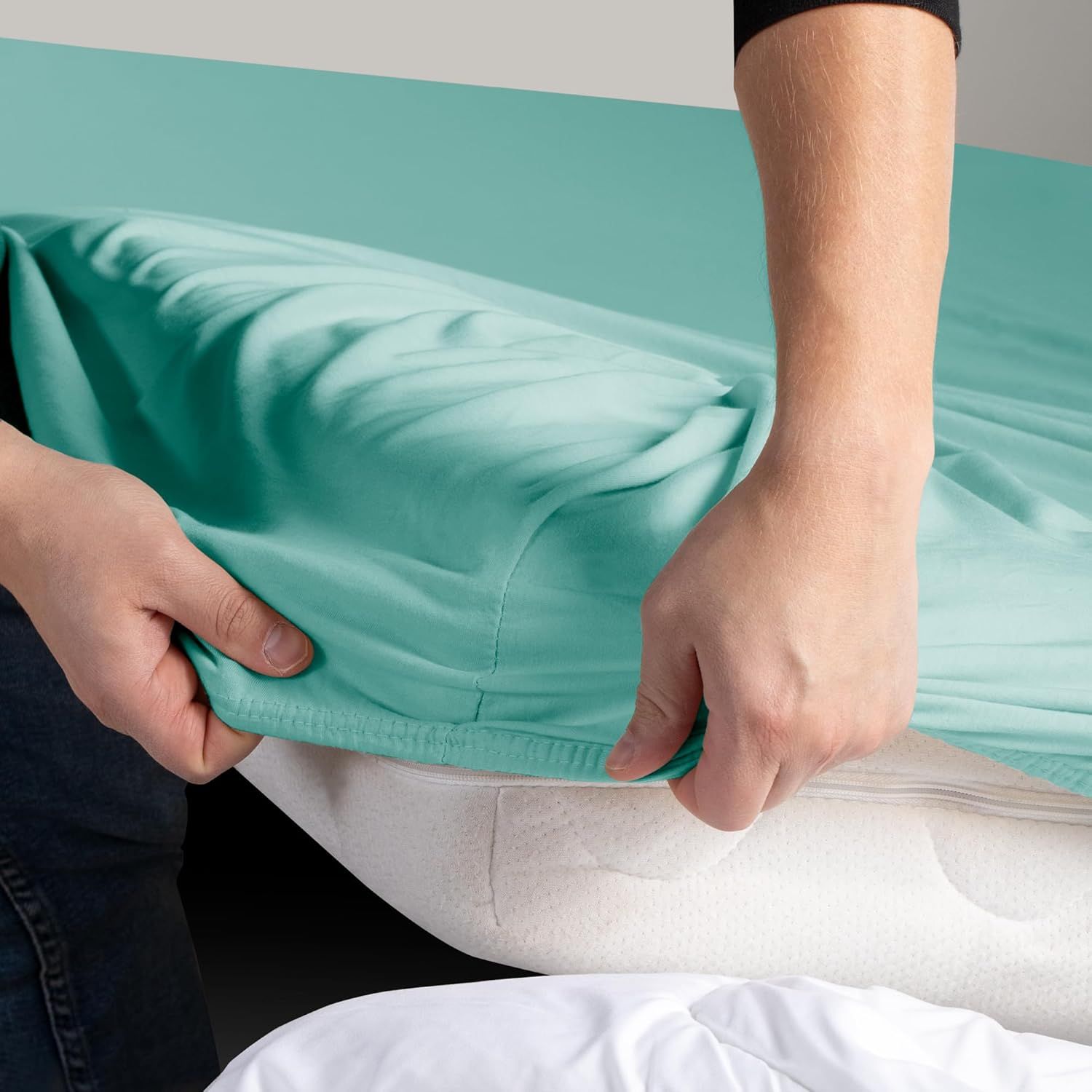 Hotel Quality Fitted sheets - 2 Piece Fitted sheets -Breathable Bedding - Wrinkle, Fade, Stain Resistant- V1317-2-QS9-AUD-CL-BL