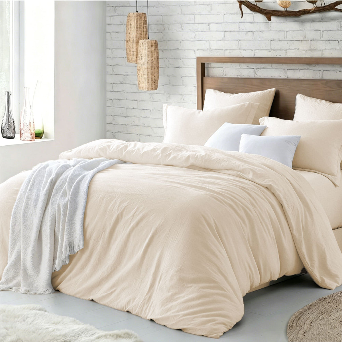 Hotel Soft Microfiber Duvet Cover Set-2000TC Quilt Cover Set & Pillowcases -1 Donna Cover Zipper Closure & 1 x Pillowcases-Breathable Bedding - Wrinkle, Fade, Stain Resistant(Cream White,King)