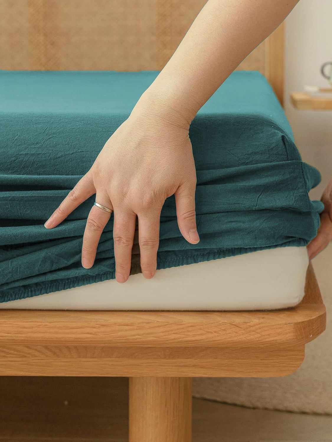 100% Cotton Fitted Sheet - Super Soft 40cm Deep Pocket Bottom Sheets - White Elastic Sheet（Single,Biscay blue)