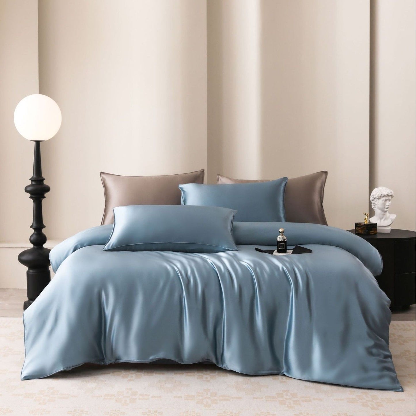Oval Silk Workshop 22 Momme Silk Four Piece Set 1.8 m bed (2x 2.3 m quilt cover 2.3x 2.5 m bed sheet)