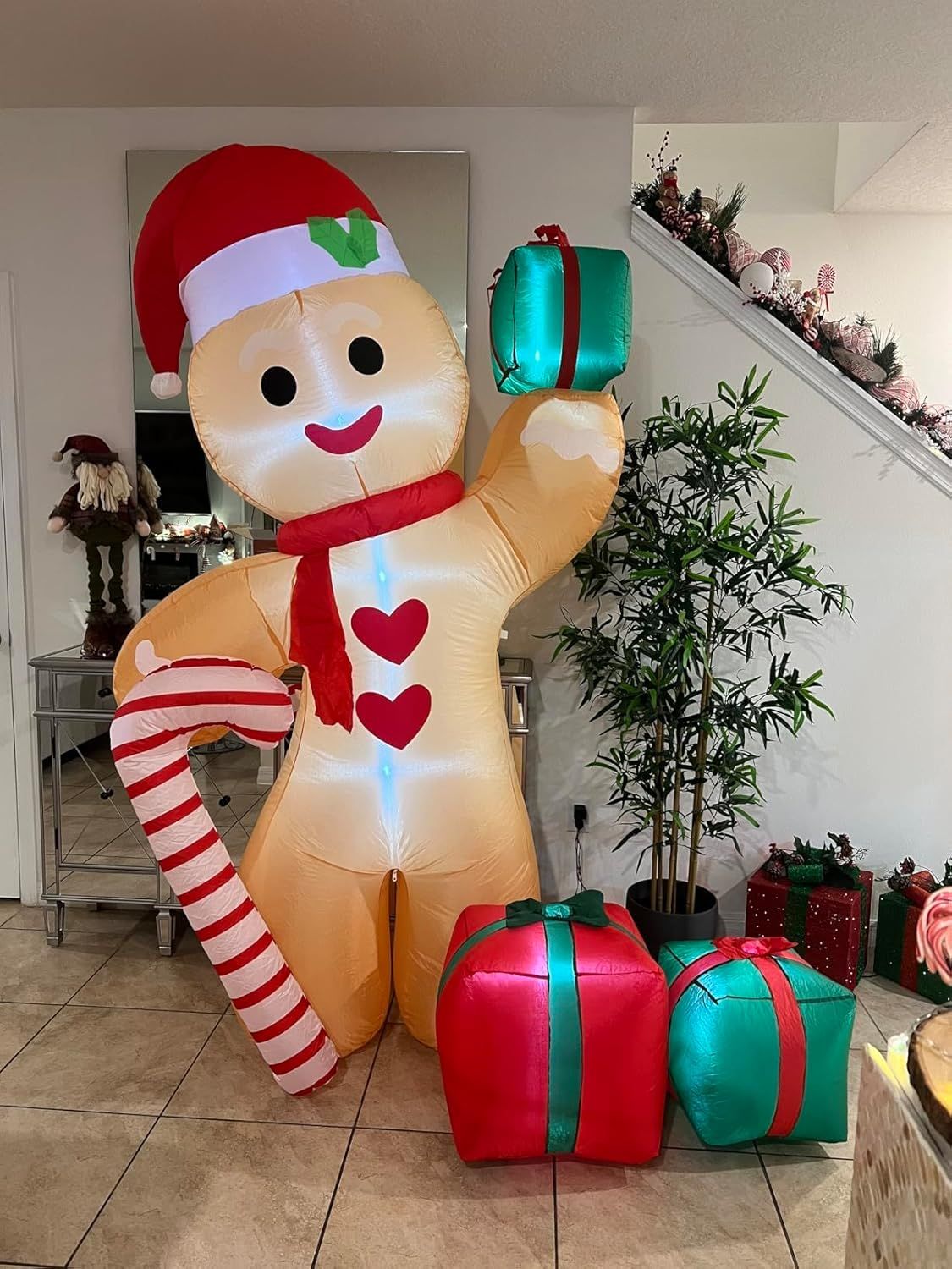 8FT/2.4m Lighted Inflatable Gingerbread Man Christmas Decoration with Candy Cane & Gift Boxes, Outdoor Indoor V1338-WAK0054