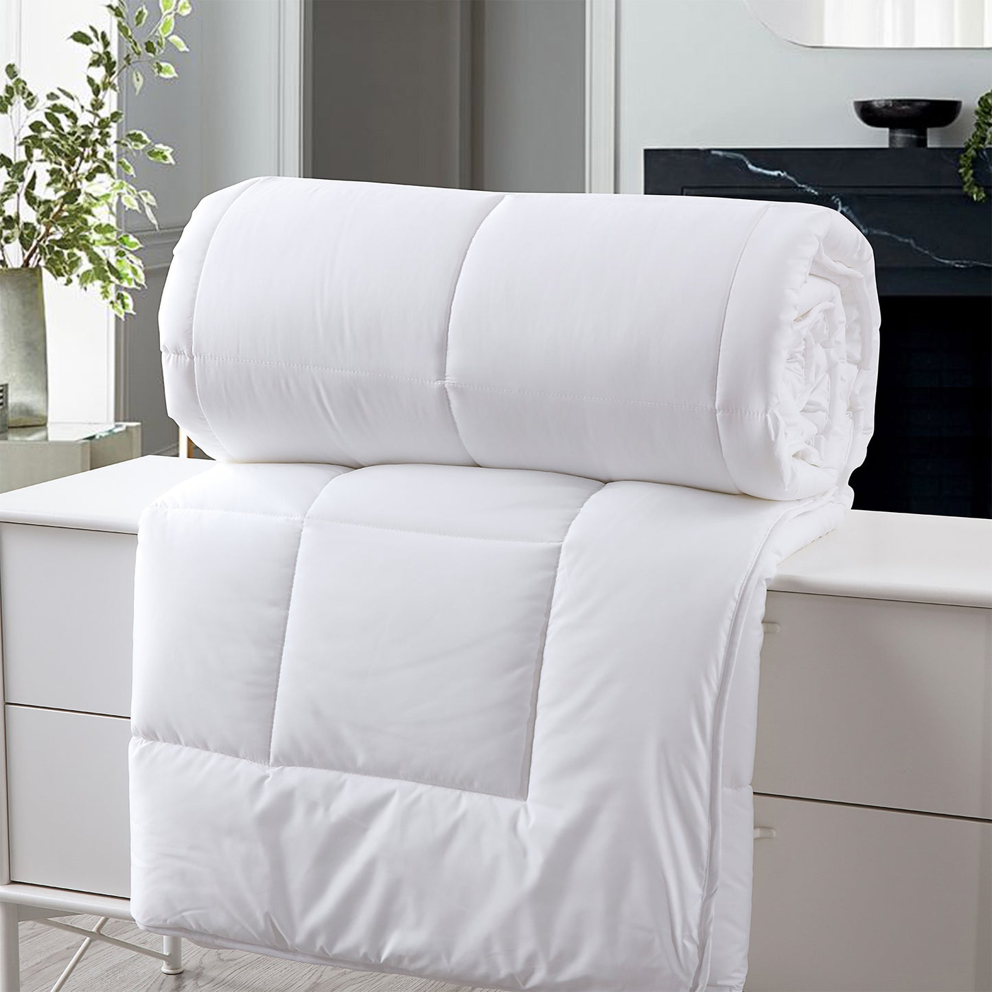Royal Comfort 260GSM Deluxe Eco-Silk Touch Quilt 100% Cotton Cover - Super King - White V160-10001632