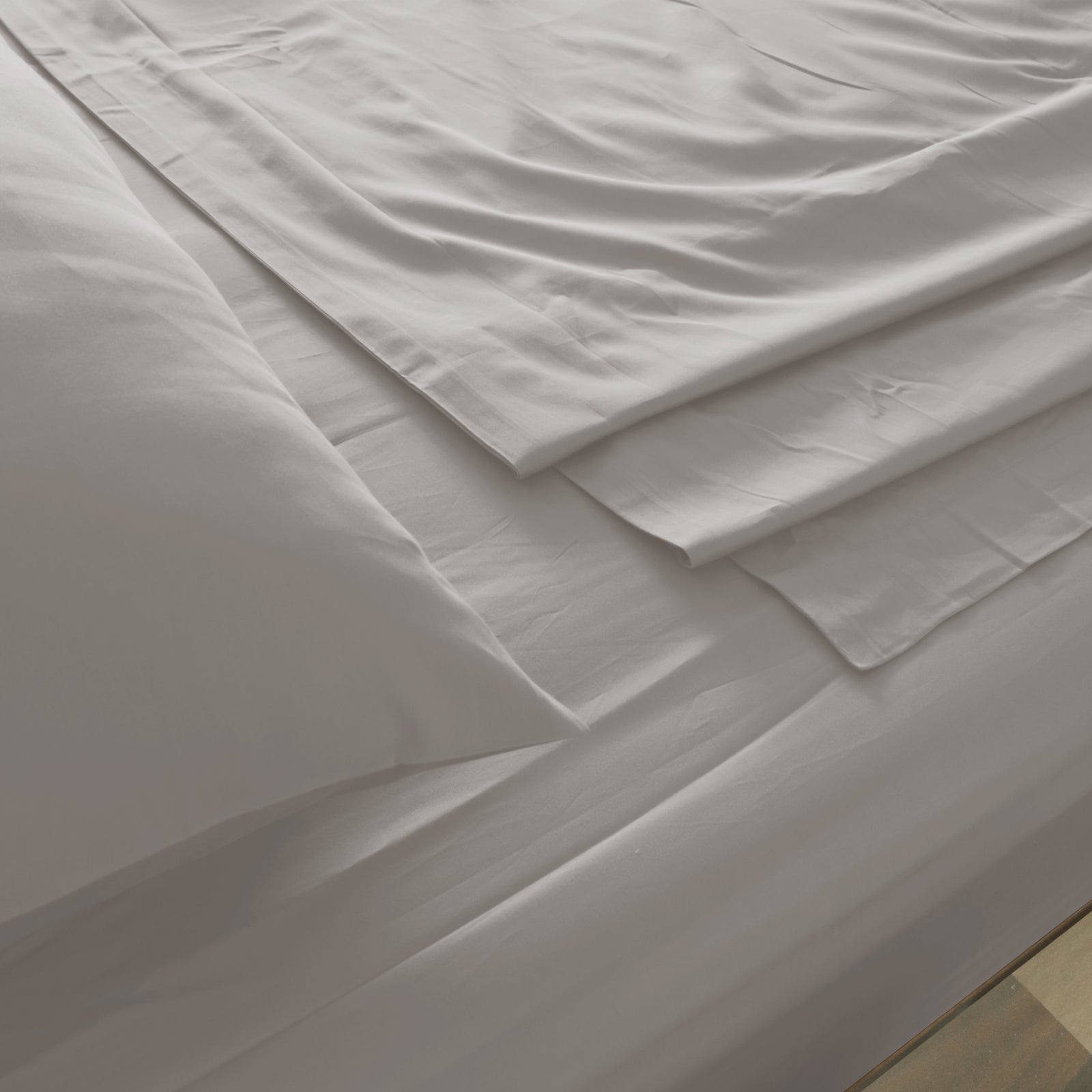 Royal Comfort 1000 Thread Count Bamboo Cotton Sheet and Quilt Cover Complete Set - King - Dove V160-10002950