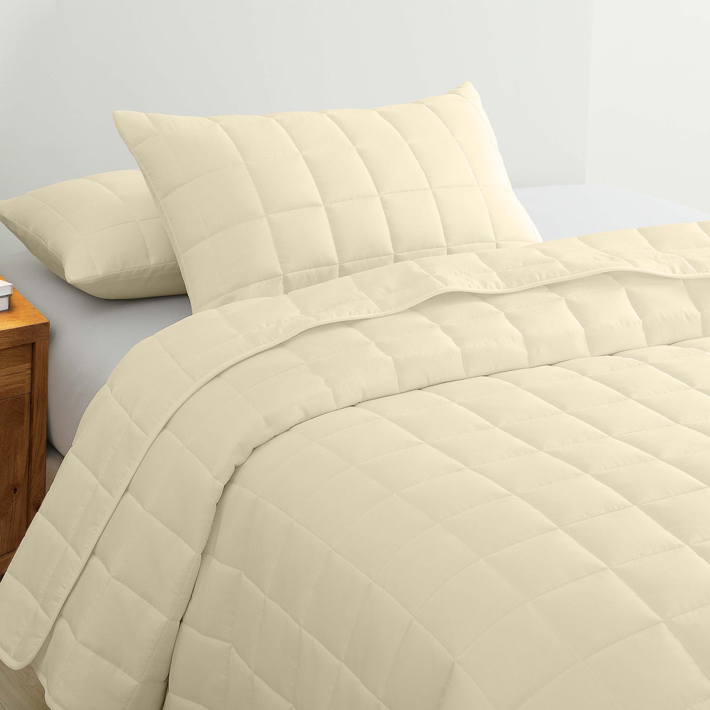 Royal Comfort Coverlet Set Bedspread Soft Touch Easy Care Breathable 3 Piece Set - Queen - Beige V160-10003818
