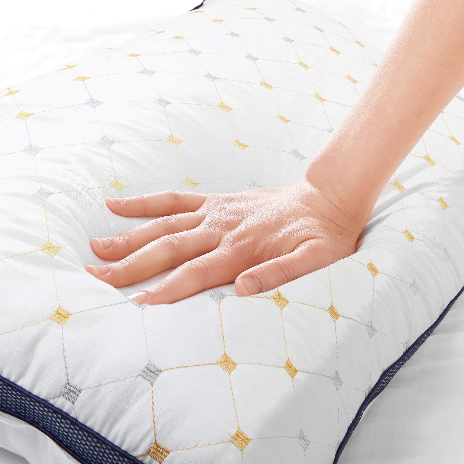 Royal Comfort Luxury Air Mesh Pillows 2 Pack Hotel Quality Checked Ultra Comfort V160-10003825