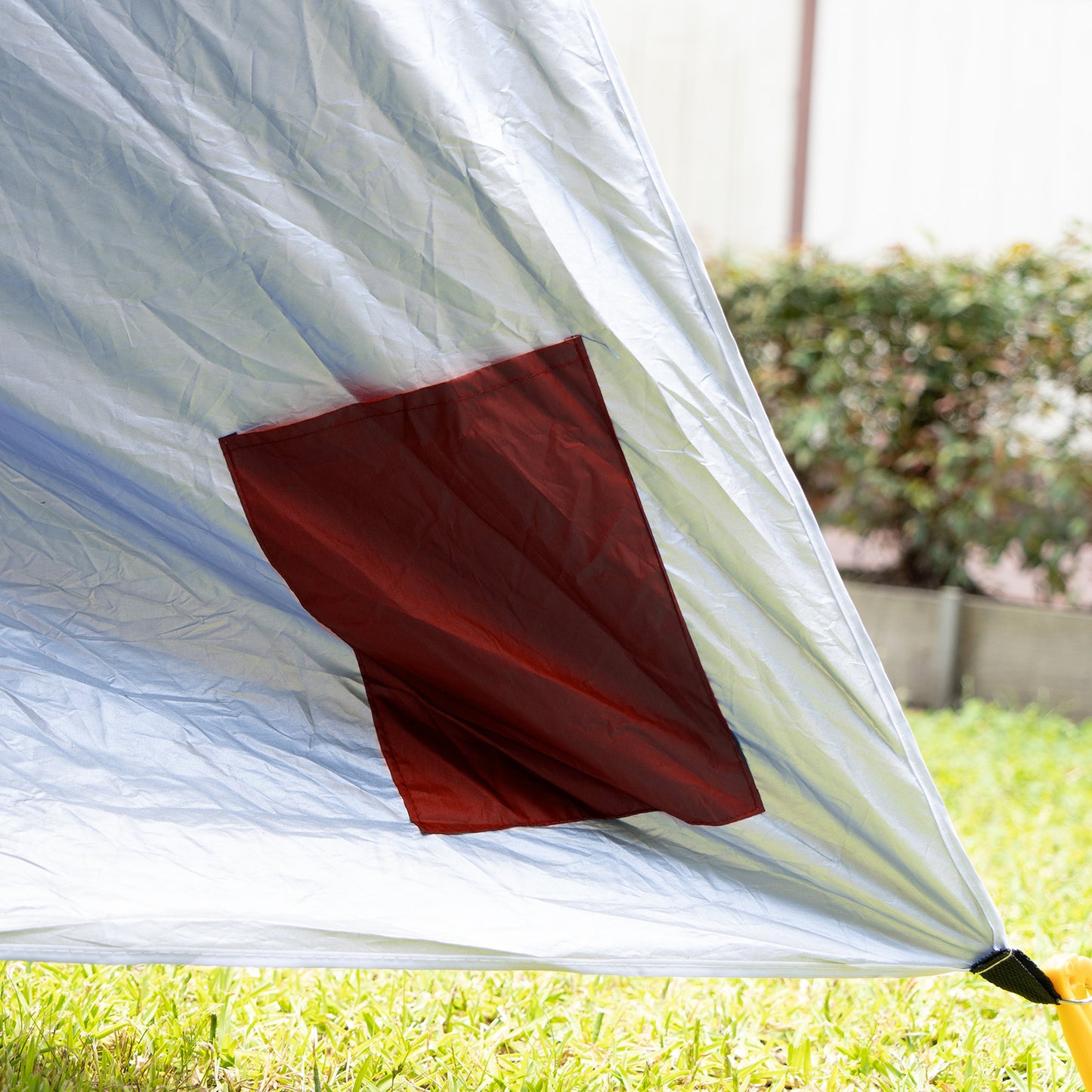 Havana Outdoors Beach Umbrella 2.4M Outdoor Garden Beach Portable Shade Shelter - Red V160-10004415