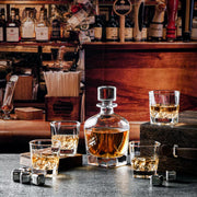 Novare Oval Whiskey Decanter Bottle With 4 Whiskey Glasses Set V160-10004427