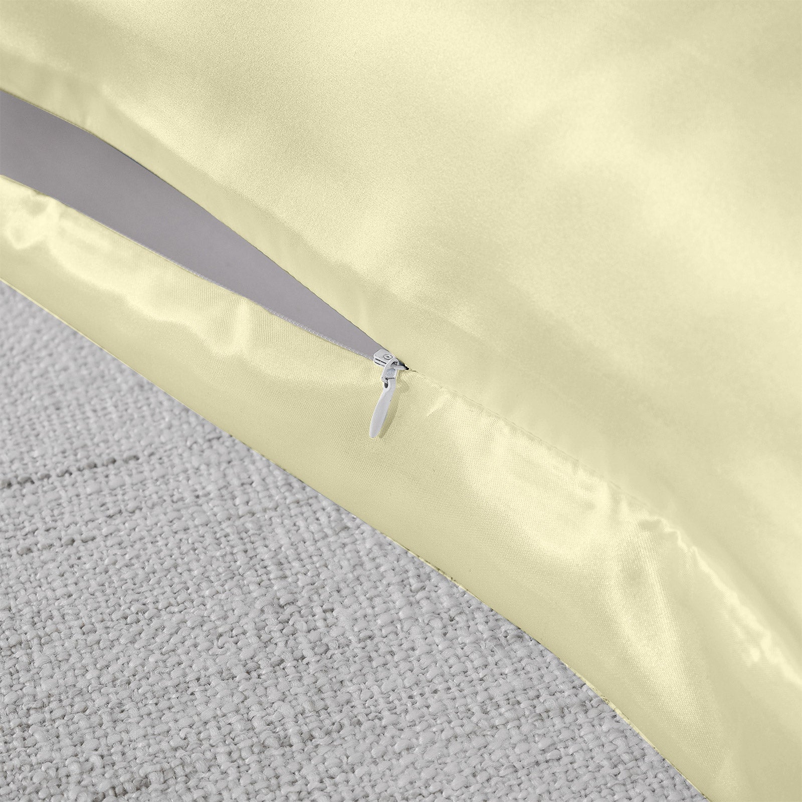 Royal Comfort Mulberry Soft Silk Hypoallergenic Pillowcase Twin Pack 51 x 76cm - Ivory V160-202023